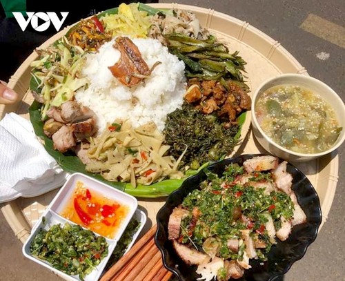 Lắk Kon Voi Foood - Cửa sổ văn hoá ẩm thực Tây Nguyên